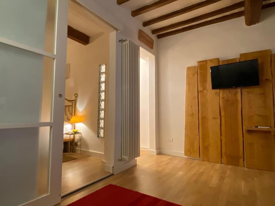 San Lorenzo Apartment In Red Florenţa Exterior foto